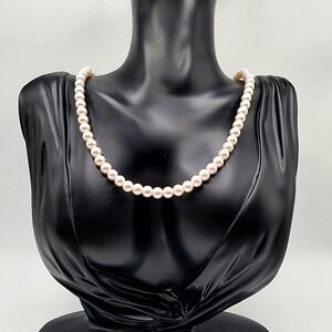 White Faux Pearl‎ Necklace Single Strand Classic 18in